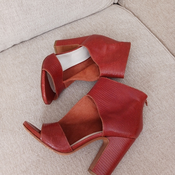 Maison Martin Margiela Paris brown embossed leather shoes - Picture 8 of 11